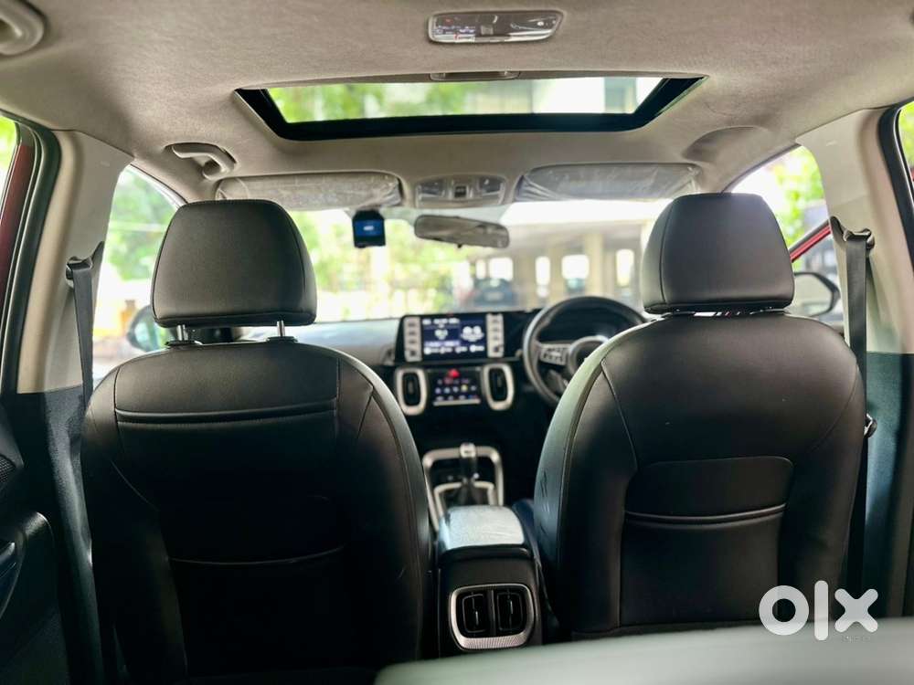 April 2025 Sonet Topend With Sunroof Dashcam