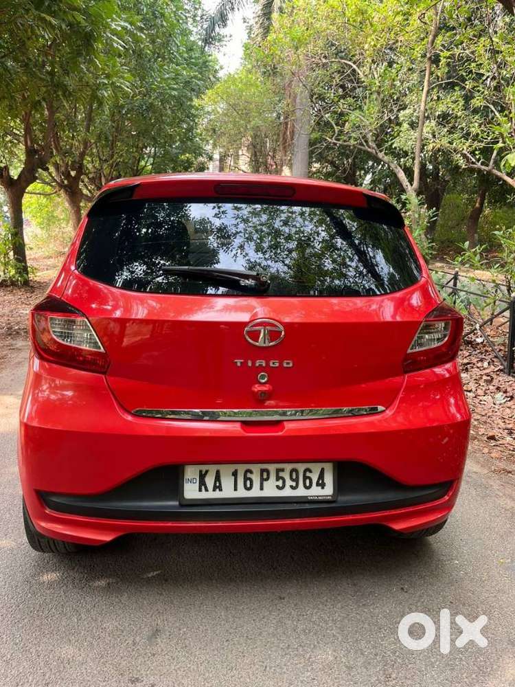 Tata Tiago 1.05 Revotorq Xz Plus Dualtone, 2023, Petrol