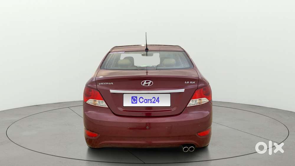 Hyundai Verna Fluidic 1.6 Vtvt Sx Opt, 2014, Petrol