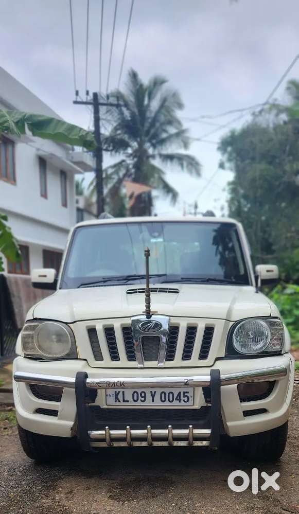 Mahindra Scorpio Classic 2010 Diesel Manual