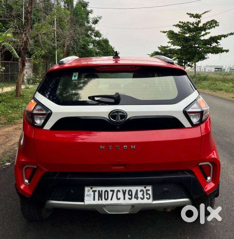 Tata Nexon, 2022, Petrol