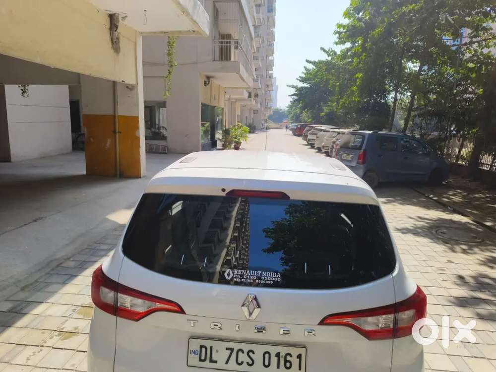 Renault Triber Petrol 27000 Km Driven
