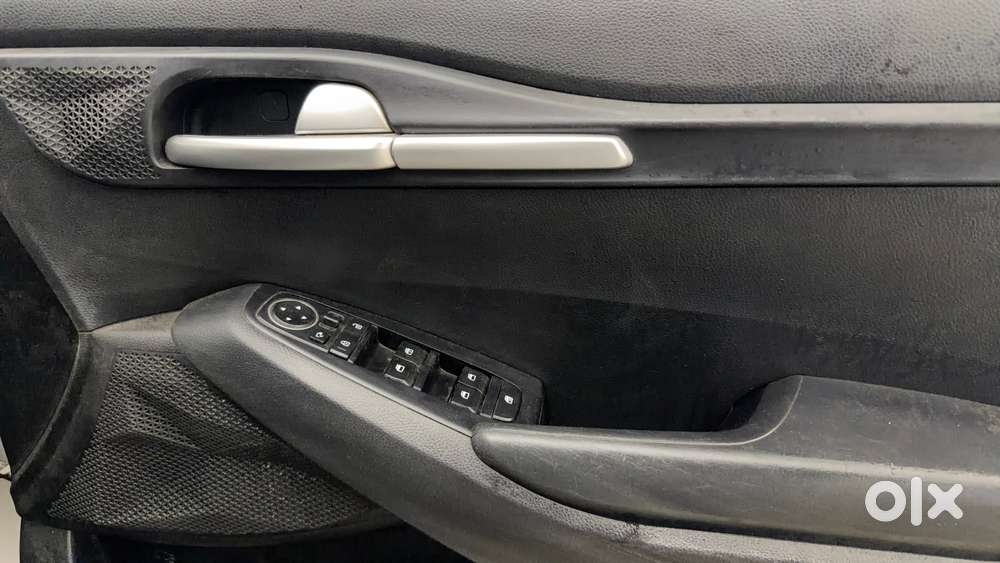 Kia Seltos Htk Plus G, 2022, Petrol