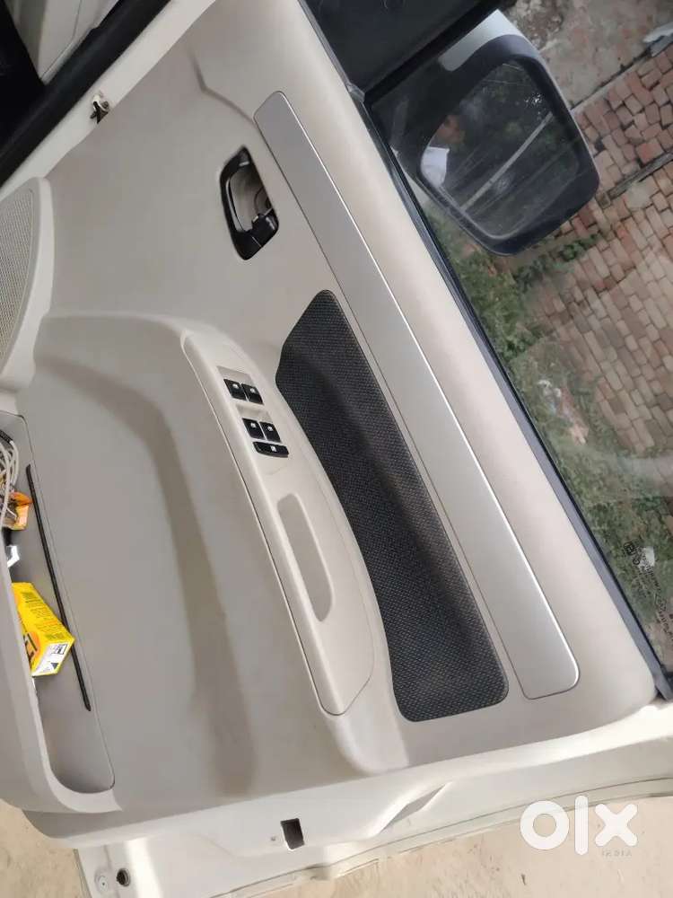 Mahindra Scorpio 2018 Diesel Well Maintained Life Time Tax