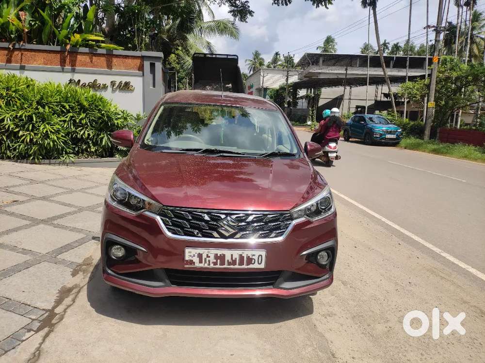 Maruti Suzuki Ertiga 2023 Bonet Windshield Replaced