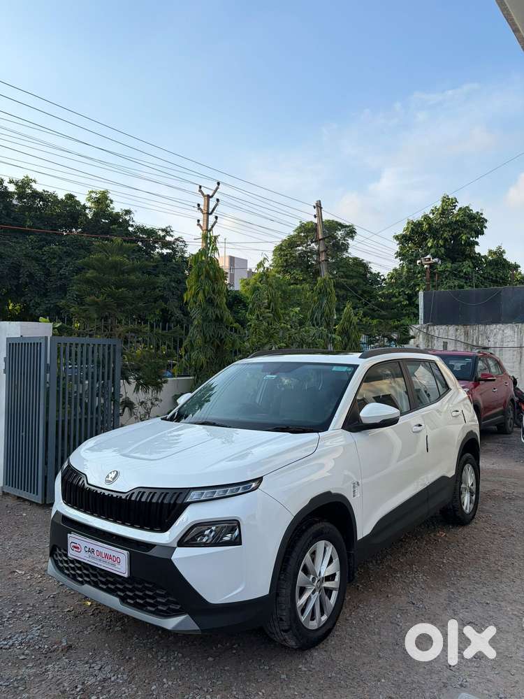 Skoda Kylaq Signature At, 2026, Petrol