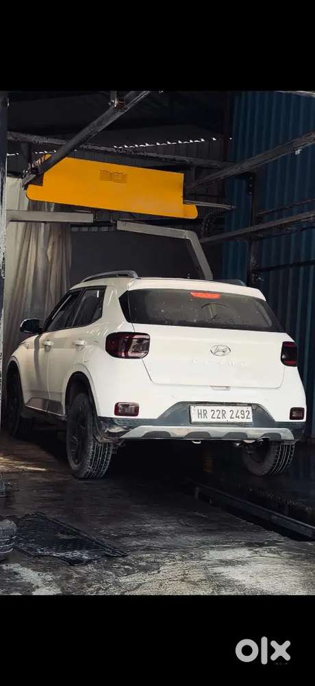 Hyundai Venue S Petrol 2020