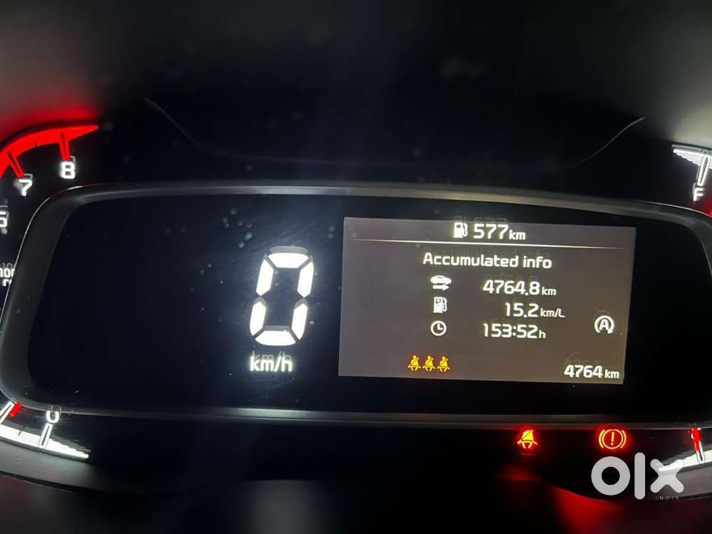 Kia Sonet 2025 Petrol 4900 Km Driven