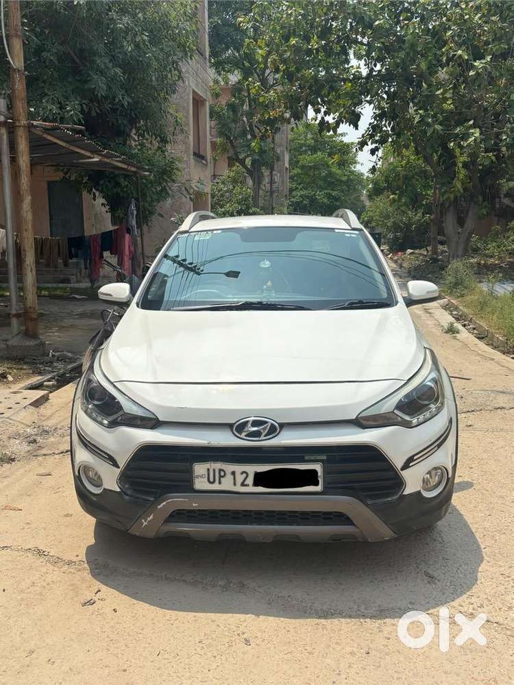 Hyundai I20 Active 2016 Diesel Well Maintained.