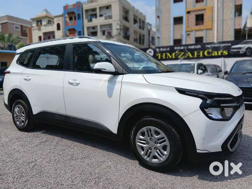 Kia Carens G1.5 6mt Gravity, 2024, Petrol