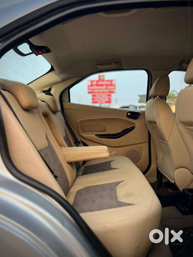 Ford Figo Aspire Titanium Blu Diesel, 2017, Diesel