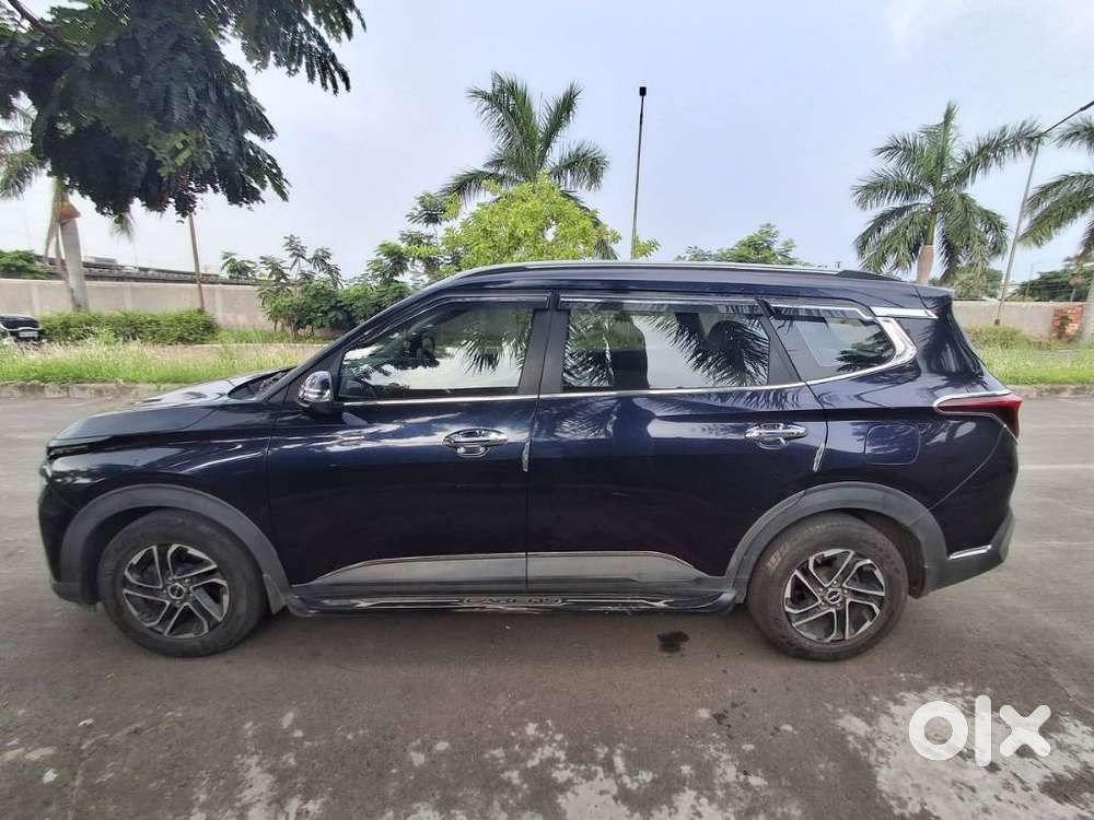 Kia Carens 1.5 Prestige Plus 7 Str Imt, 2023, Petrol