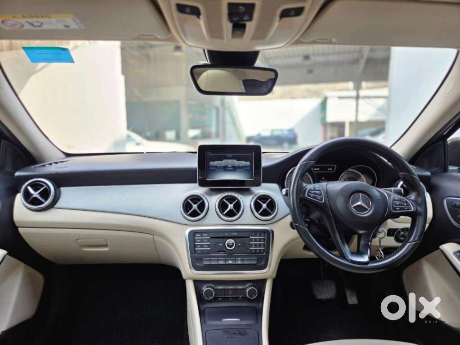 Mercedes-benz Gla Class [2014-2017] 2.0 200 Cgi Sport, 2017, Petrol