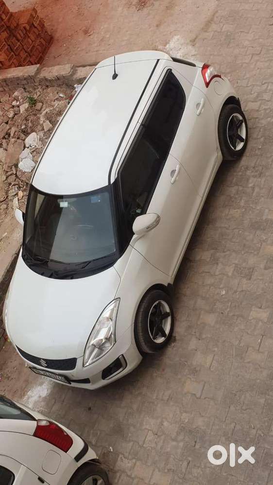 Maruti Suzuki Swift 2016 Cng & Hybrids Good Condition