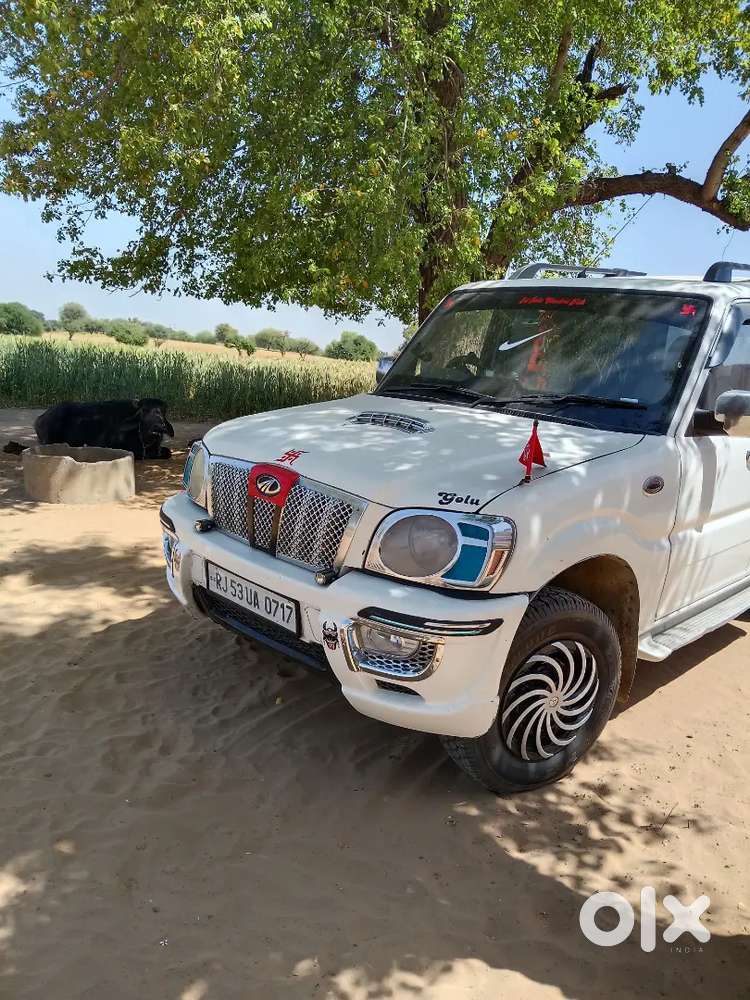 Full Original/ac/ Heater Chalu /running 4 Lakh