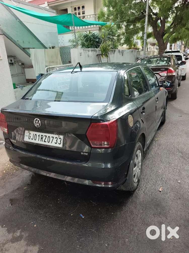 One Handed Company Maintain .full Condition Very Less Used .perfect En
