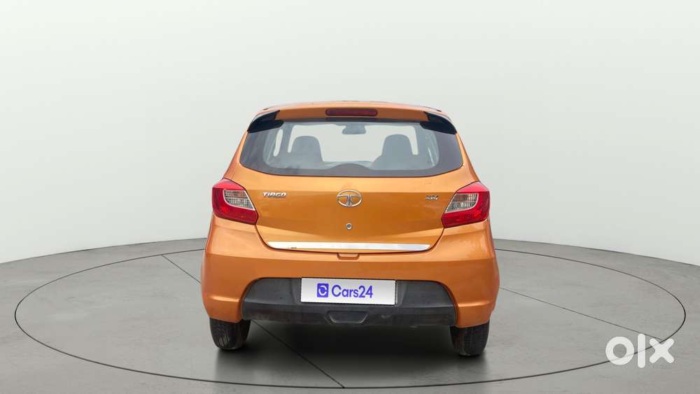 Tata Tiago 1.2 Revotron Xm, 2016, Petrol
