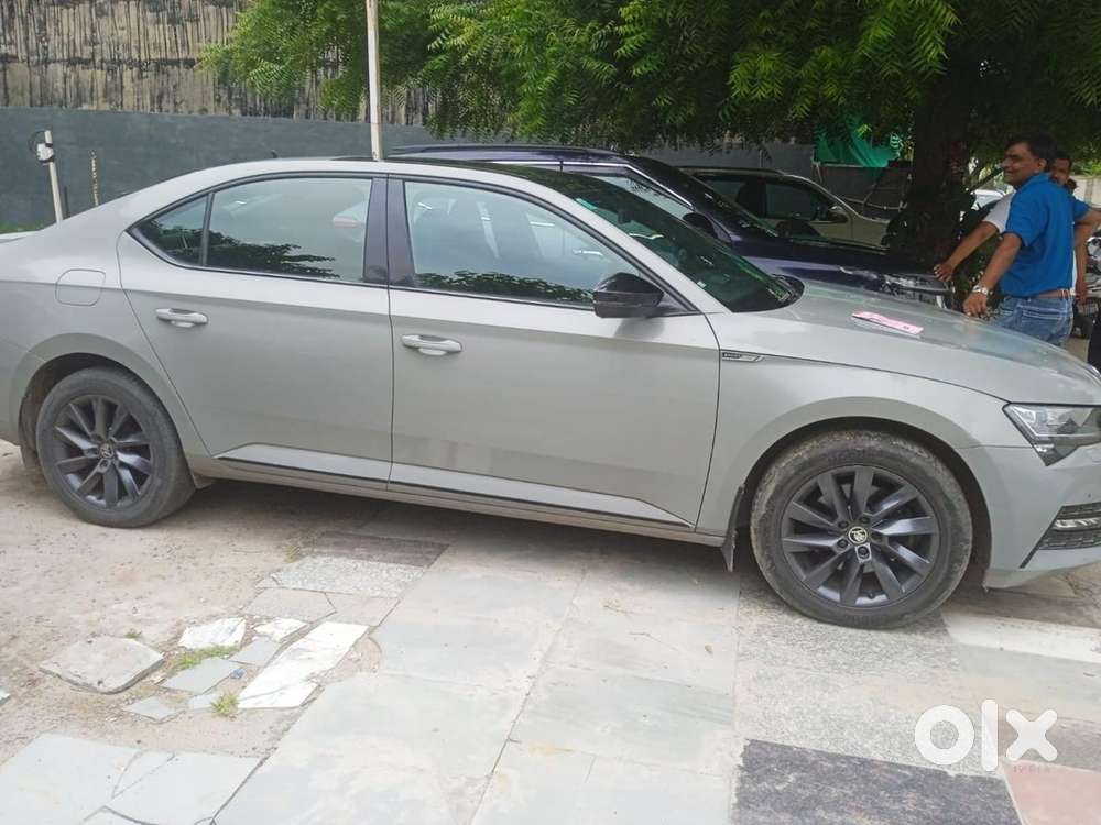 Skoda Superb Petrol 2022