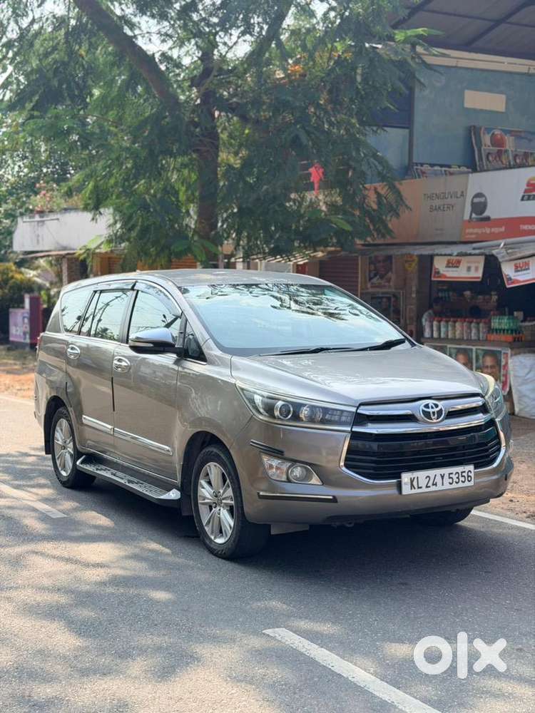 Toyota Innova Crysta 2016 Diesel 190000 Km Driven