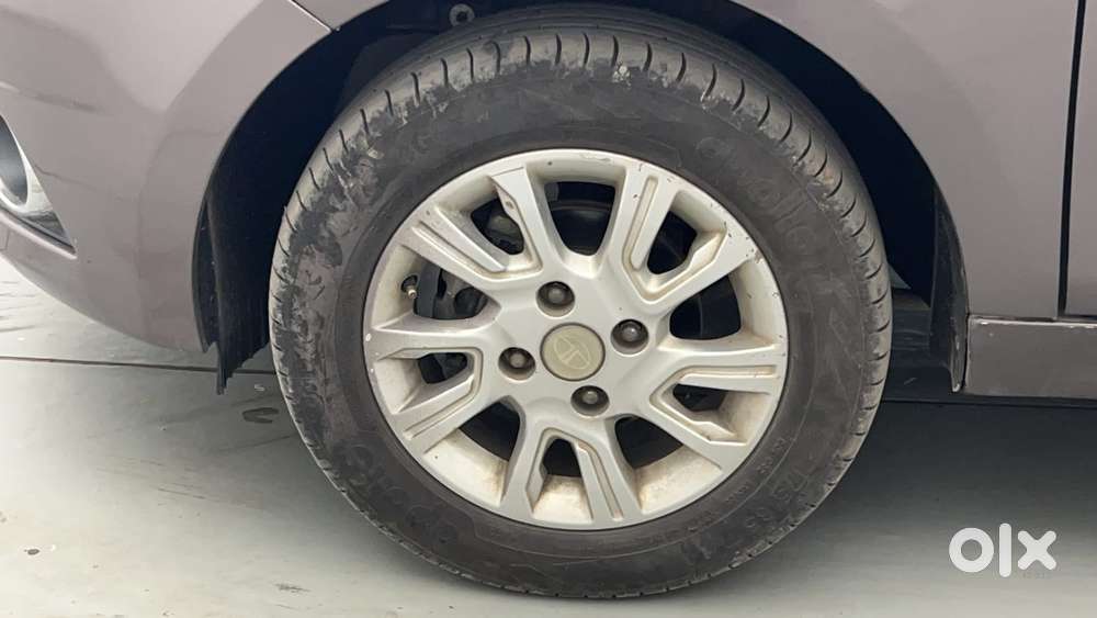 Tata Tiago Xz, 2017, Petrol