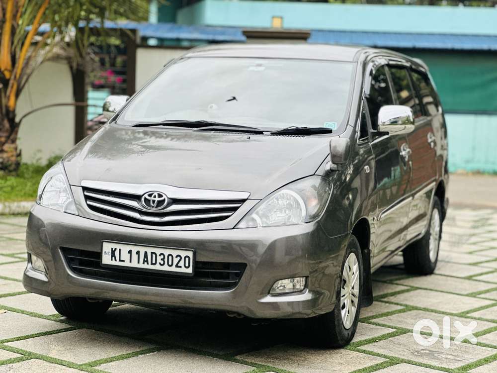 Toyota Innova 2.5 G (diesel) 7 Seater, 2009, Diesel