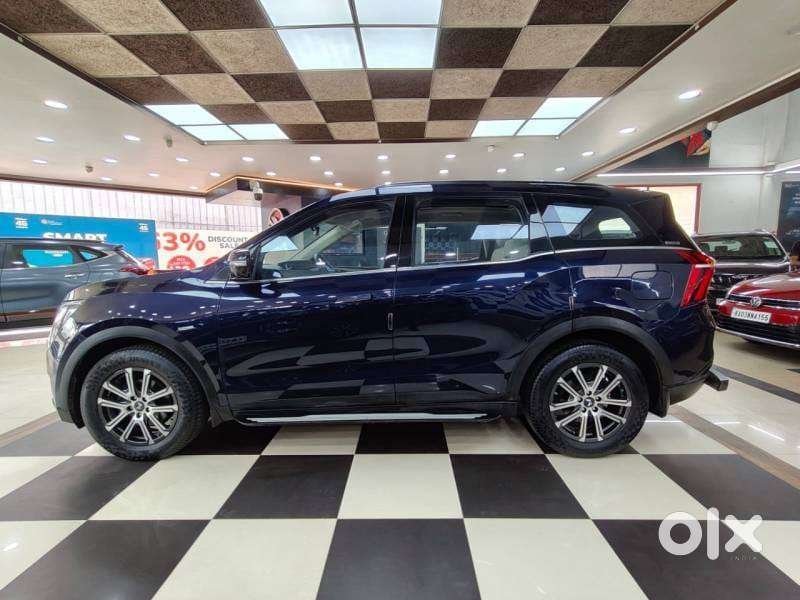 Mahindra Xuv700 2.0 Ax 7 Petrol At Luxury Pack Str, 2021, Petrol