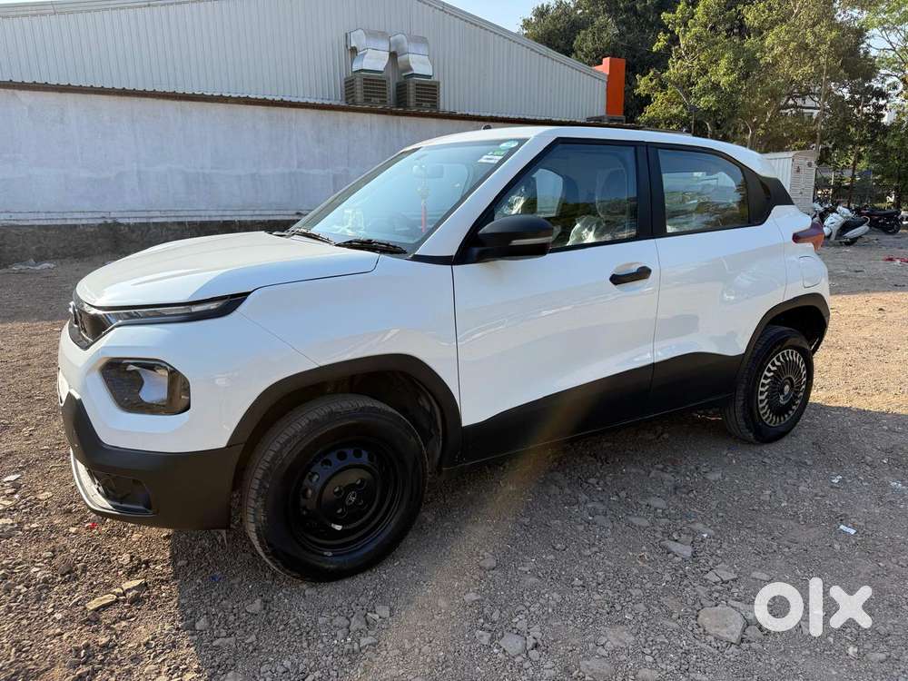 Tata Punch, 2022, Petrol