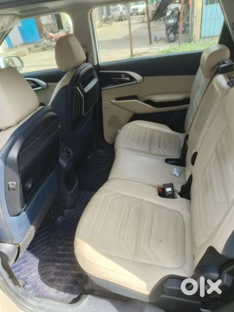 Kia Carens Luxury Plus 7 Str 2024