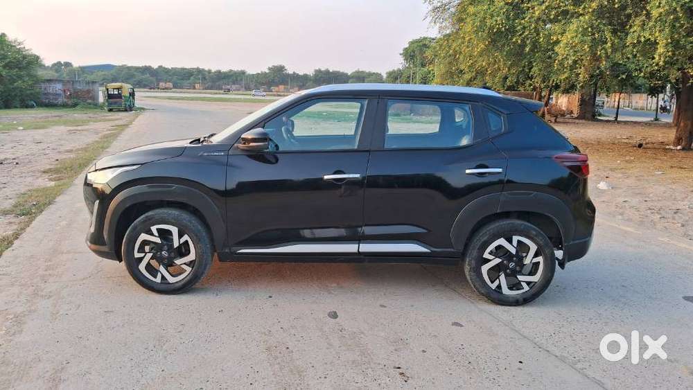 Nissan Magnite 1.0 Xv, 2022, Petrol