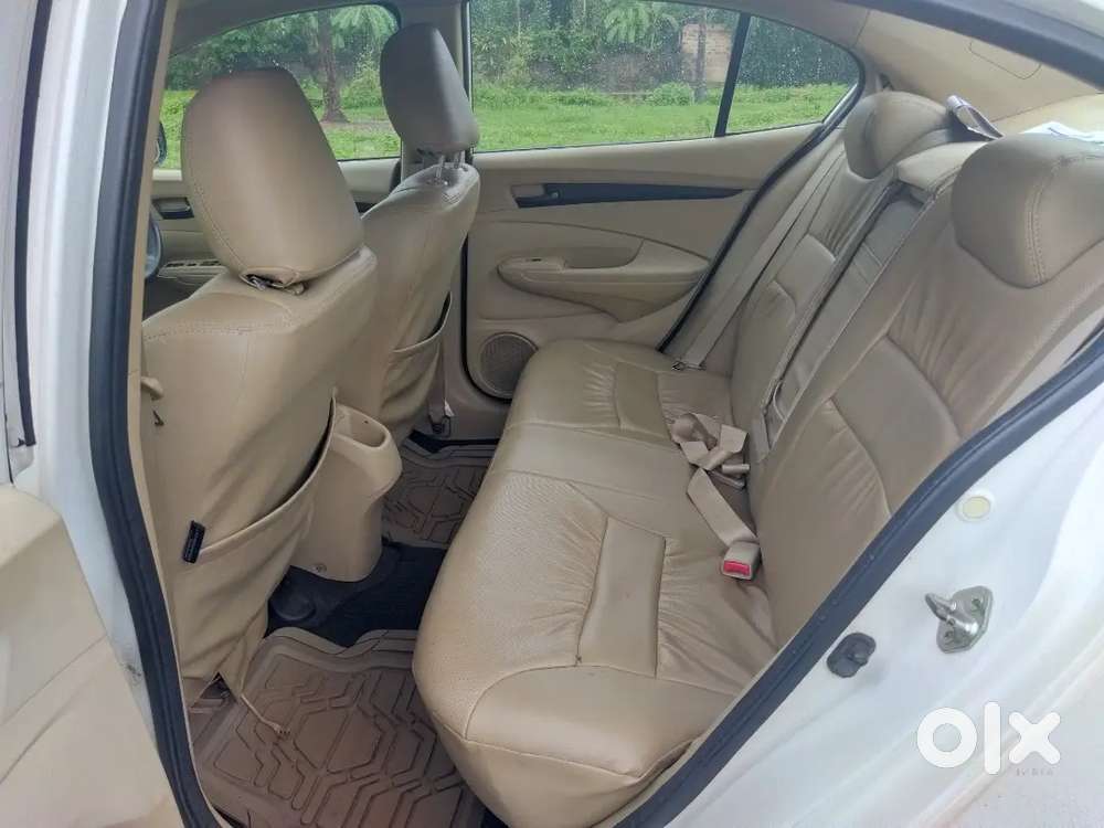 Excellent Condition Well Mentioned Cng Fitted Clean Car
