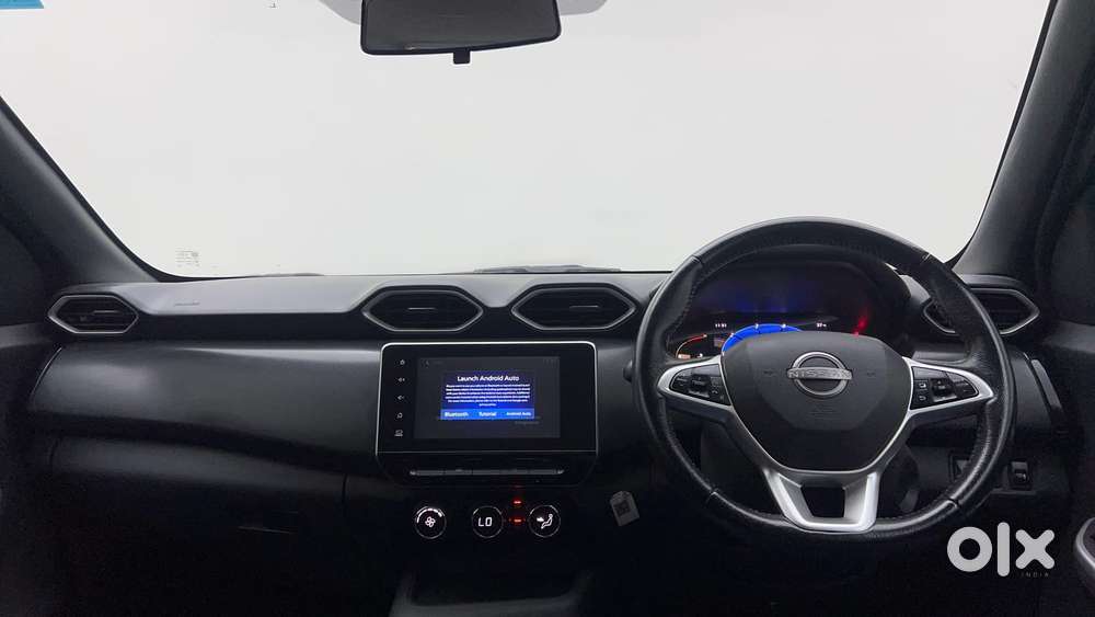 Nissan Magnite 1.0 Xv Premium, 2023, Petrol
