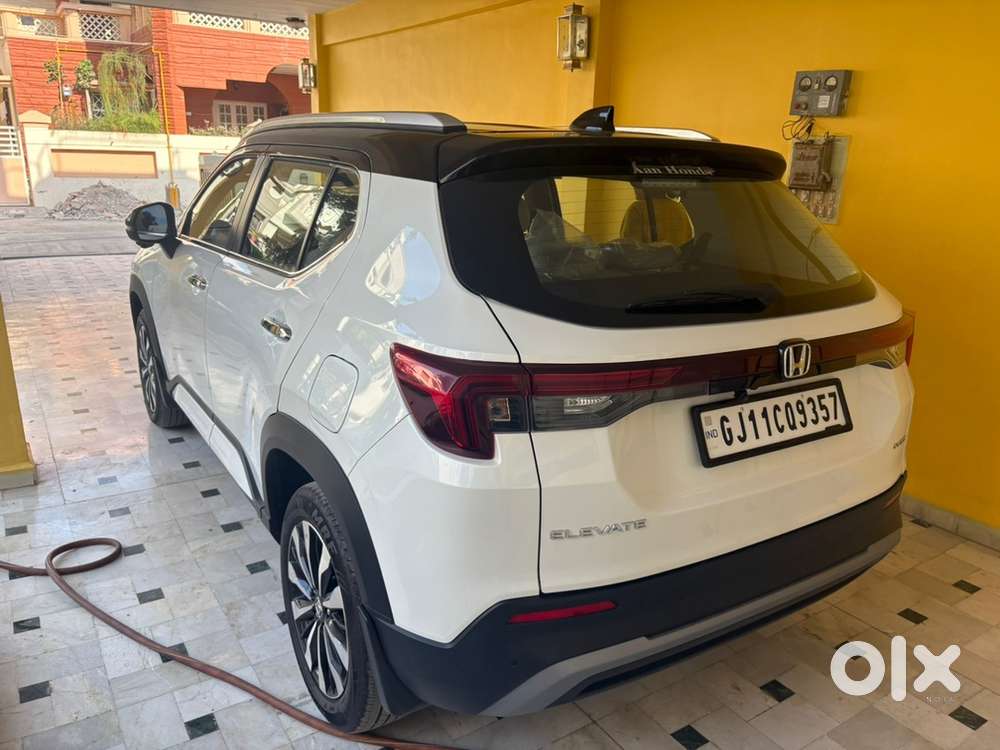 Honda Elevate Zx 2025 Petrol