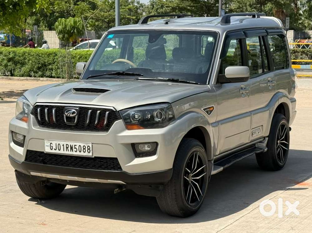 Mahindra Scorpio S10 7 Seater, 2015, Diesel