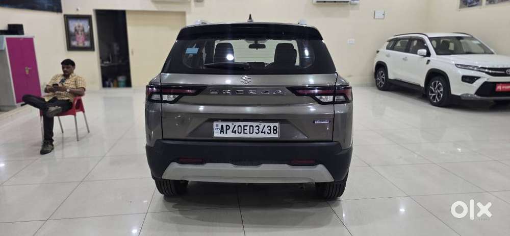 Maruti Suzuki Brezza 1.5 Zxi Smart Hybrid, 2024, Petrol