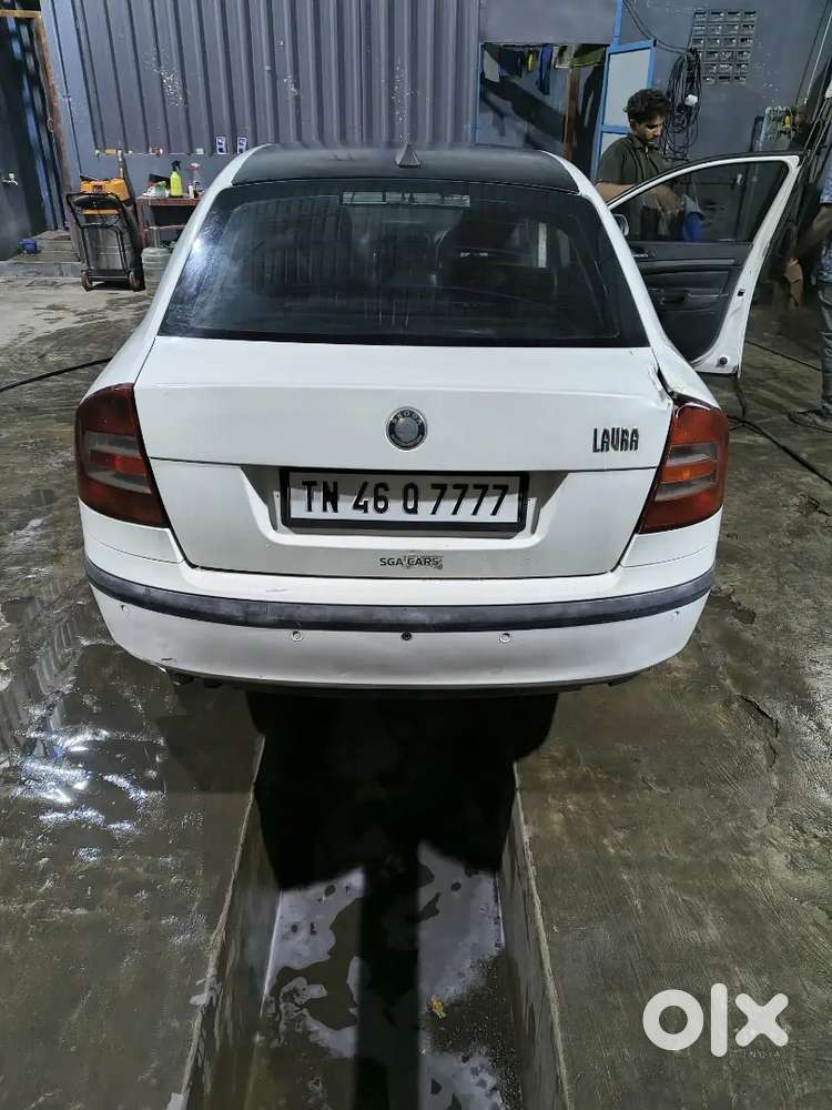 Skoda Laura 2006 Diesel 140000 Km Driven