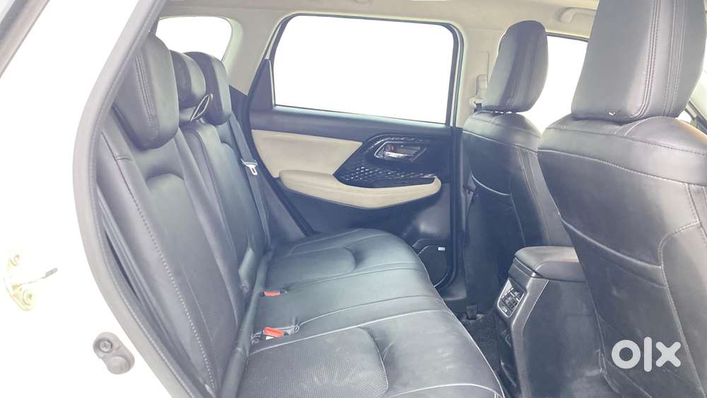 Maruti Suzuki Victoris Zxi Plus (o) Petrol Manual, 2025, Petrol