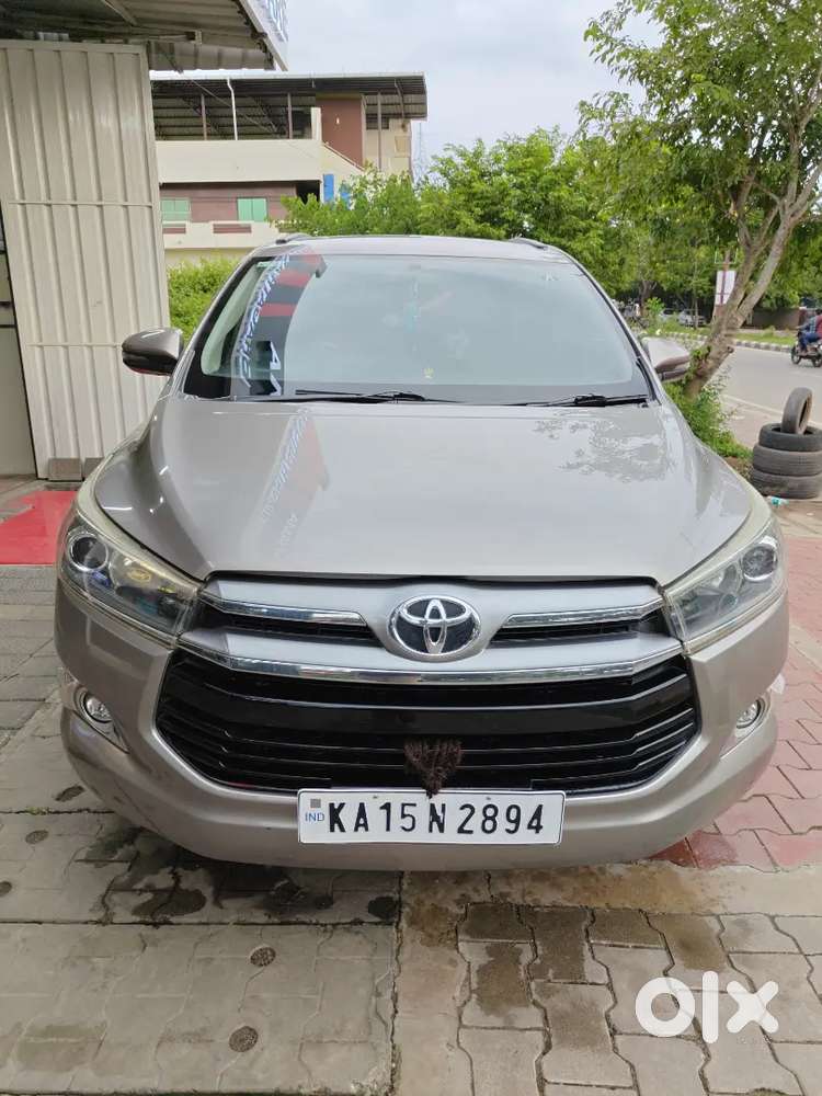 Toyota Innova Crysta 2018 Drive