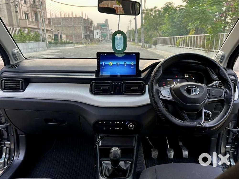 Tata Punch Pure, 2025, Petrol