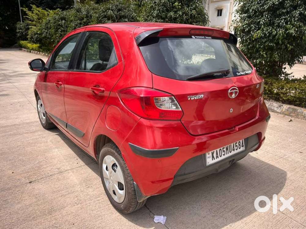 Tata Tiago 1.2 Revotron Xz, 2016, Petrol
