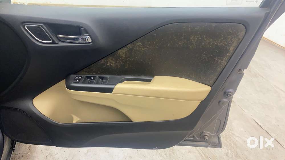 Honda City I-vtec V, 2018, Petrol