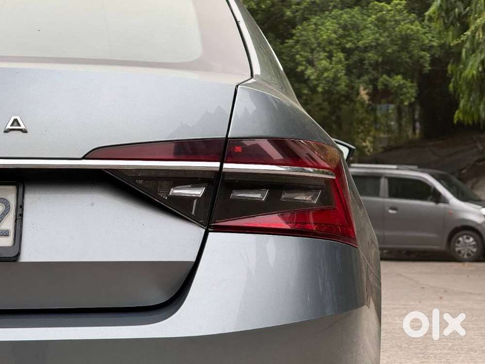 Skoda Superb 2.0 L&k Tsi At, 2021, Petrol