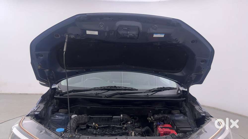 Maruti Suzuki Xl6 1.5 Alpha Mt, 2019, Petrol
