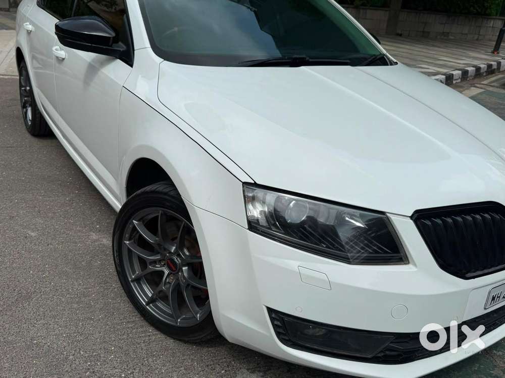 Skoda Octavia Elegance 1.8 Tsi At, 2015, Petrol