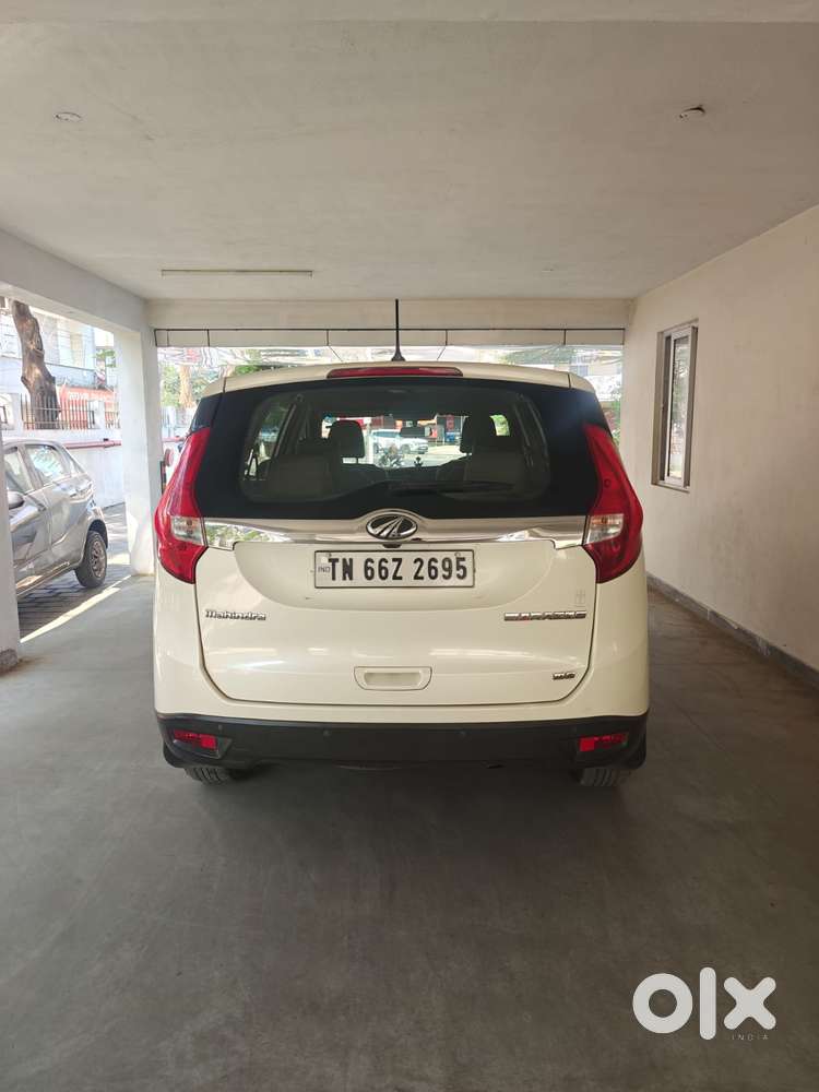 Mahindra Marazzo M8, 2018, Diesel