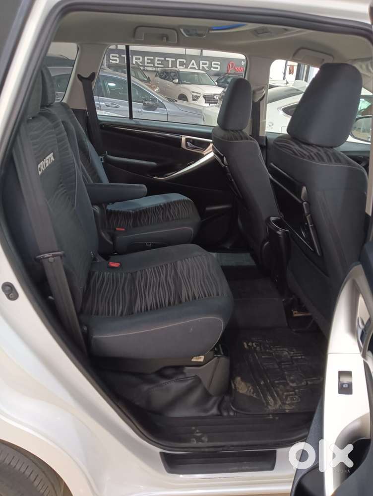 Toyota Innova Crysta 2.4 V, 2023, Diesel