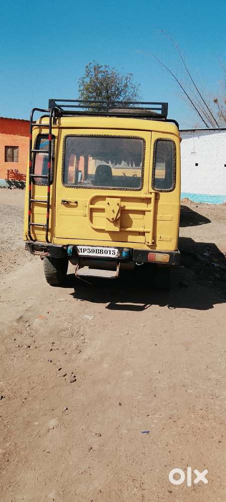 Toofan School Van