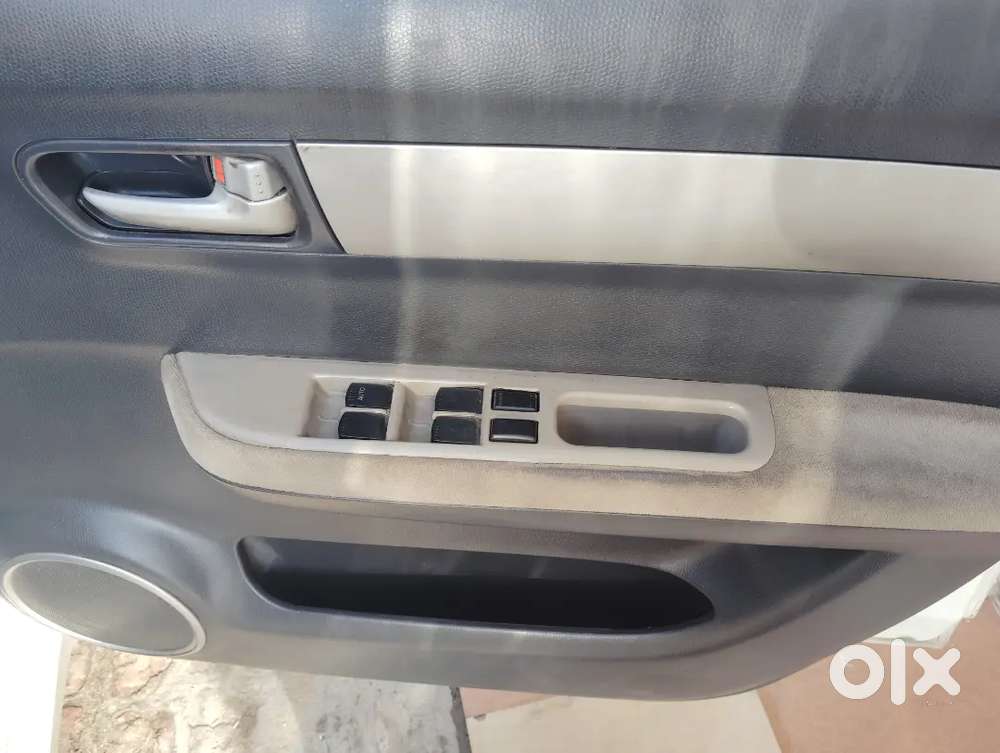 Maruti Suzuki Dzire 2011 Diesel 280000 Km Driven
