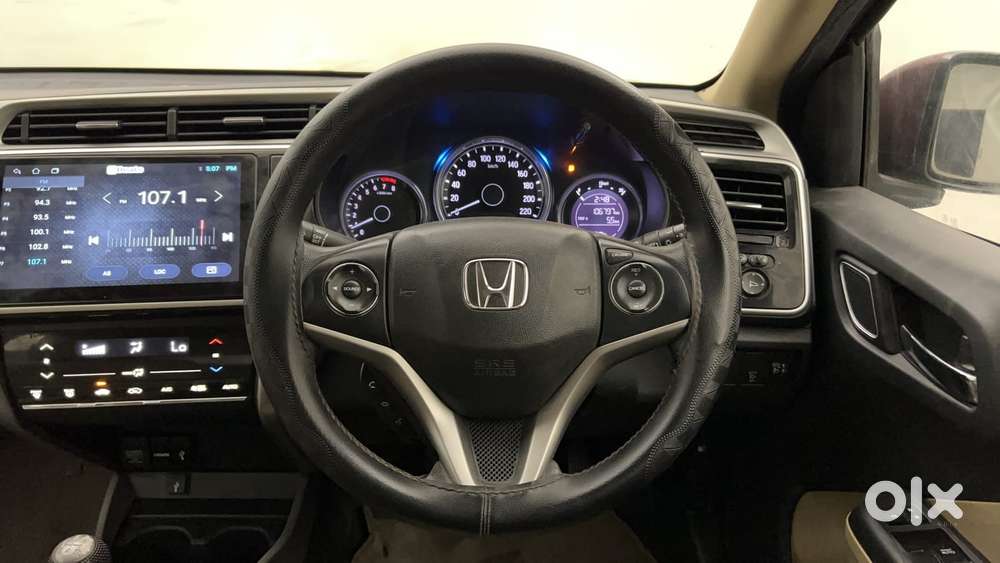 Honda City I-vtec V, 2017, Petrol