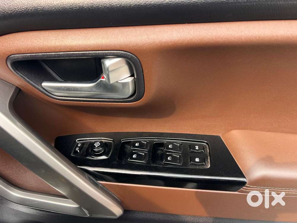 Mahindra Scorpio Z8 Select Diesel Mt 2wd, 2024, Diesel