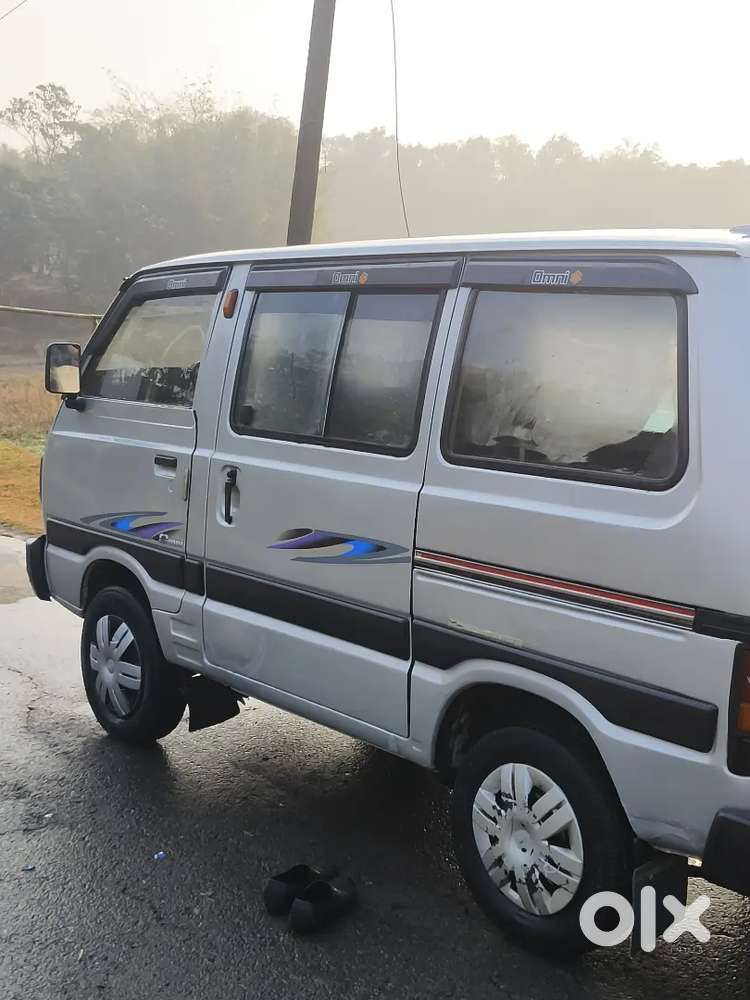 Maruti Suzuki Omni 2010